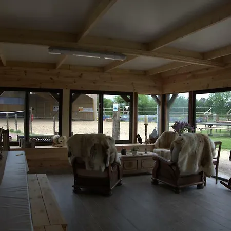 Ecuries Leseigneur - Insolites Campsite *
