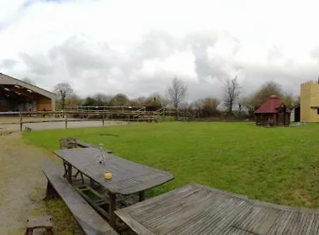 Ecuries Leseigneur - Insolites Campsite
