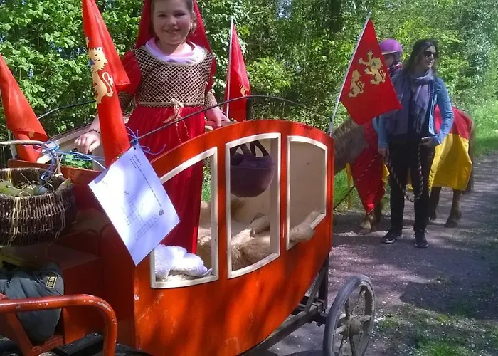 אתר קמפינג Ecuries Leseigneur - Insolites Bolleville (Manche)