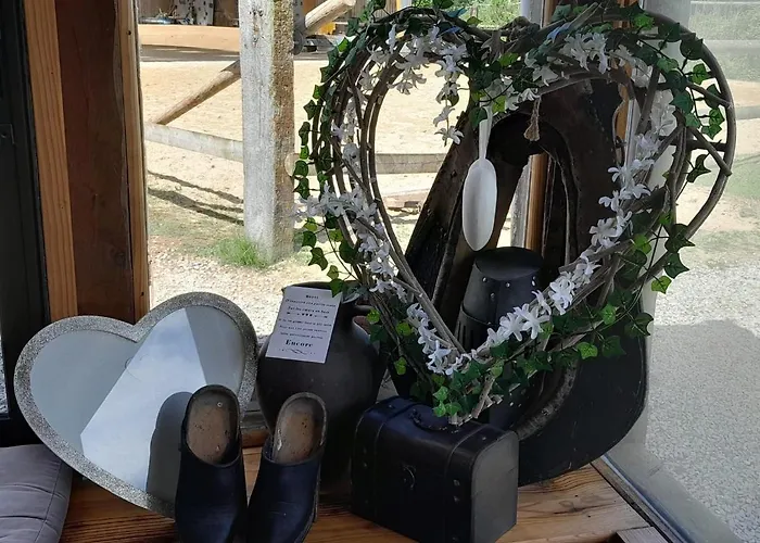 Ecuries Leseigneur - Insolites אתר קמפינג Bolleville (Manche)