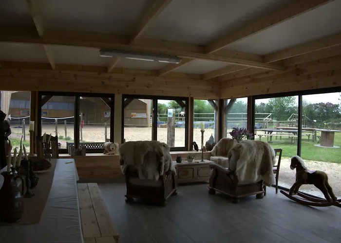 Ecuries Leseigneur - Insolites אתר קמפינג *