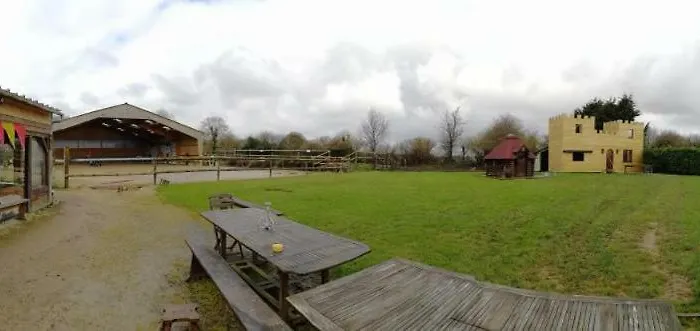 Ecuries Leseigneur - Insolites אתר קמפינג